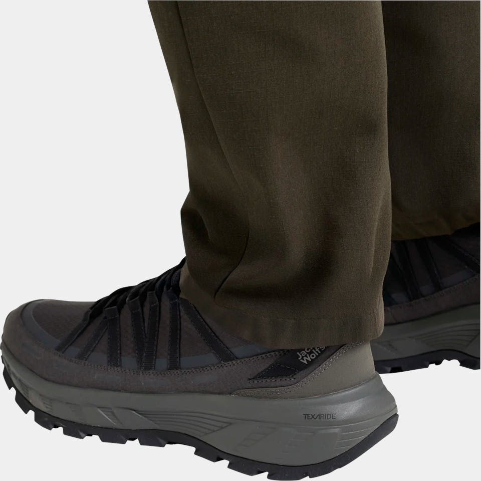 Jack Wolfskin Men's Yuma Cargo Pants Obsidian 08