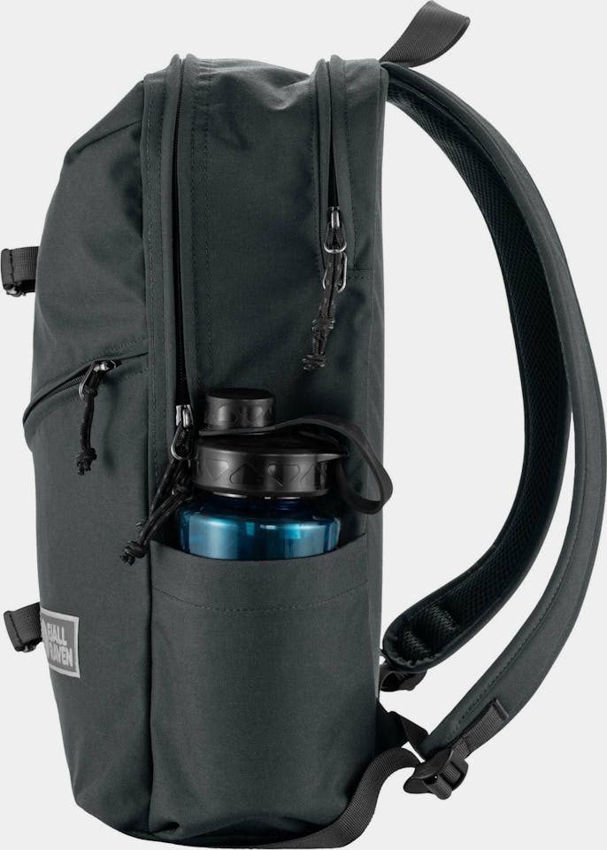 Fjällräven Vardag Backpack 17 Coal Black 02