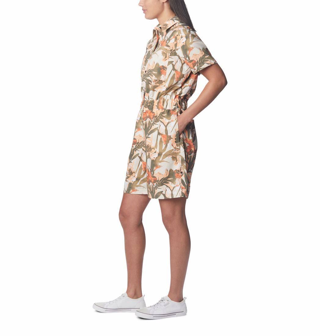 Columbia Women's Silver Ridge Utility Romper Chalk 04