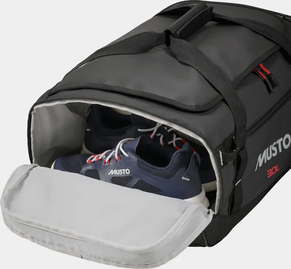 Musto 30L Duffel Bag Black 10