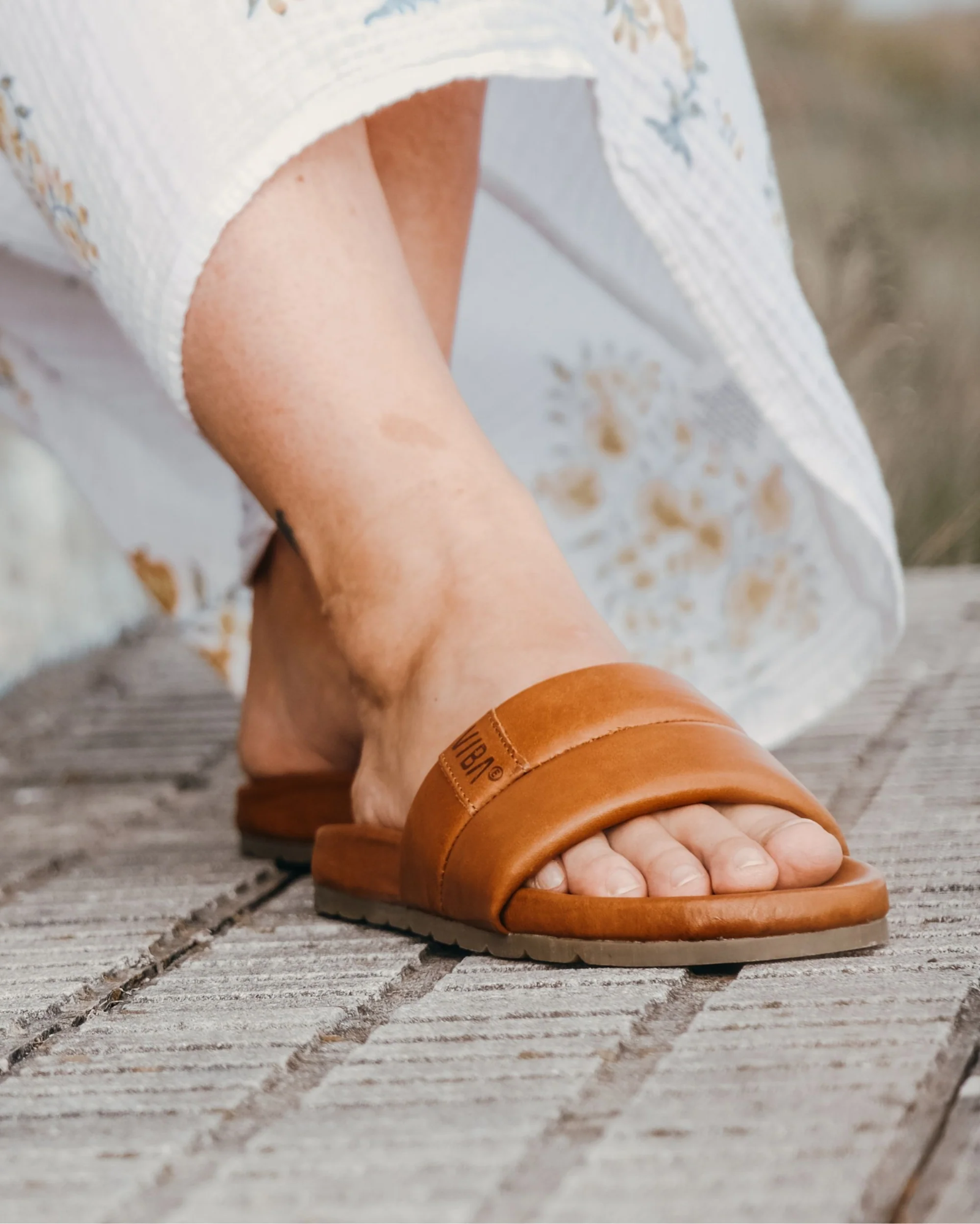 VIBAe Porto Leather Cognac 05