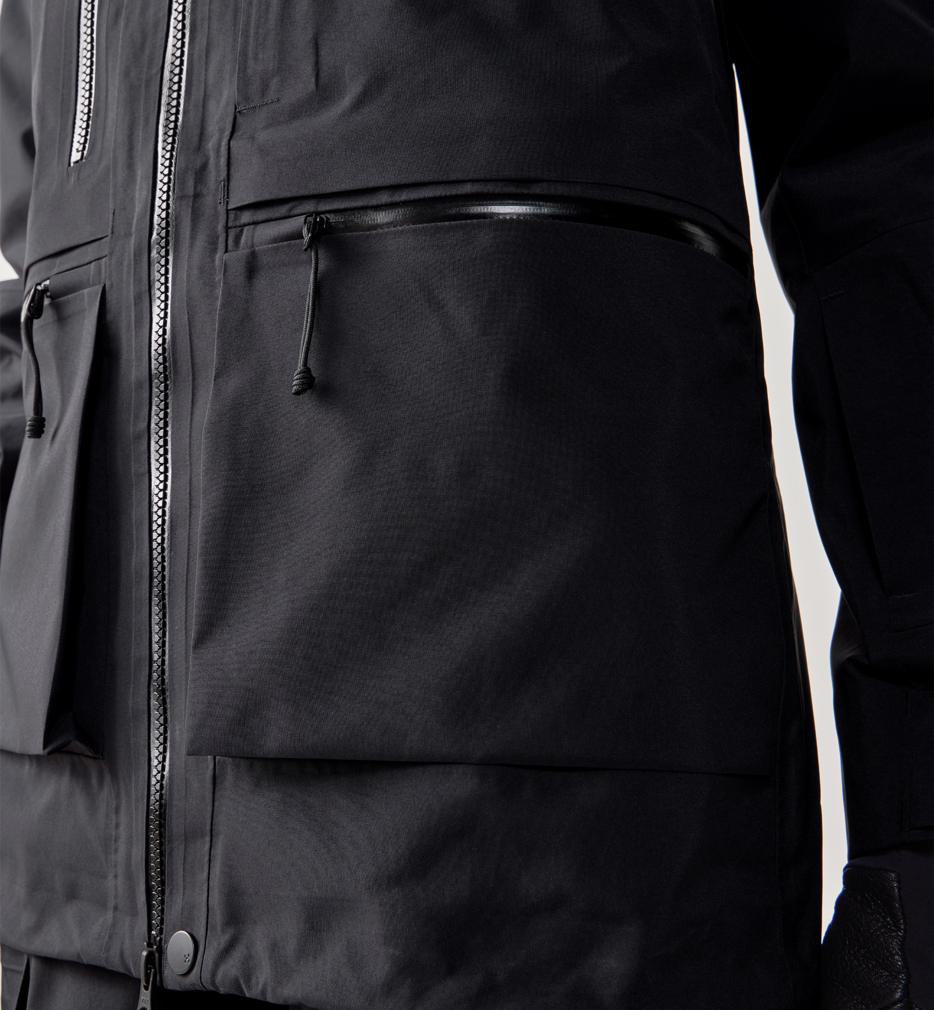 Haglöfs Women's Vassi GTX Pro II Jacket Black 06