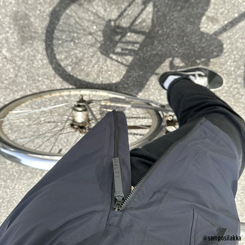 Halti Men's Kurvi 3L Parka Black 03