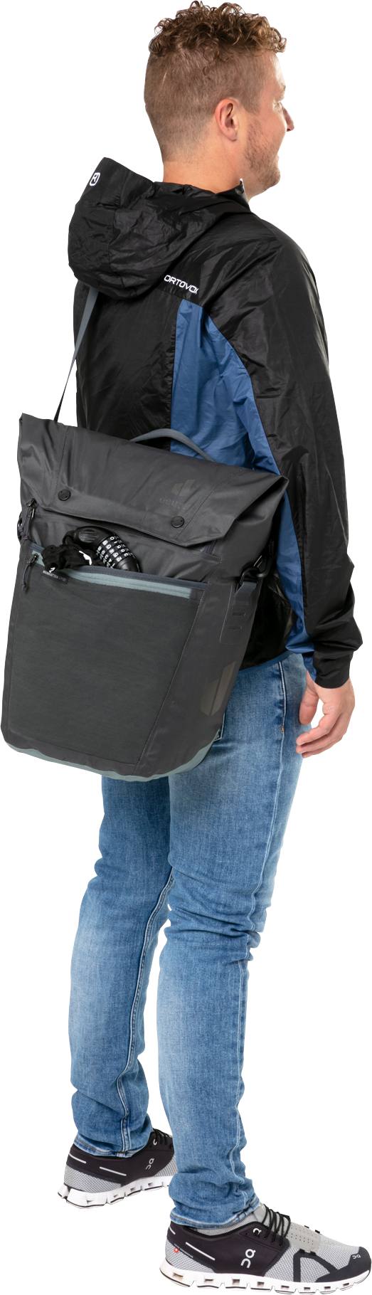 Deuter Mainhattan 17+10 Graphite 04