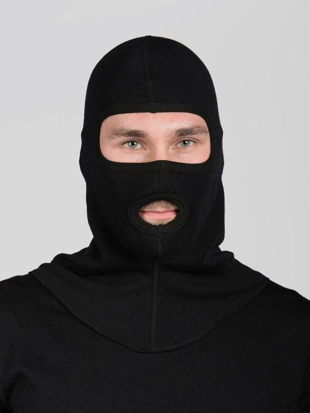 Svala Commandohuppu, Merino Musta 01
