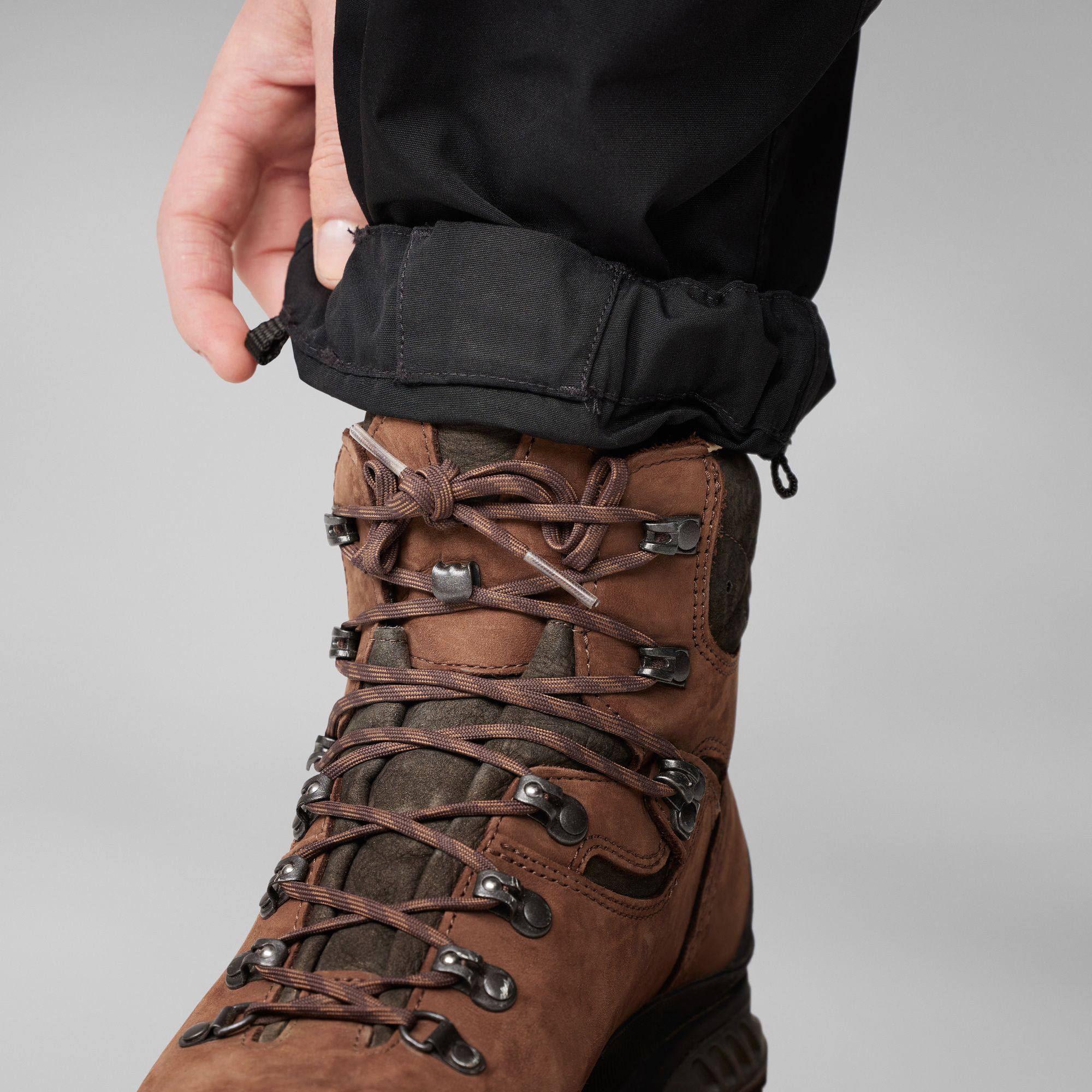 Fjällräven Women's Vidda Pro Trousers Musta 13