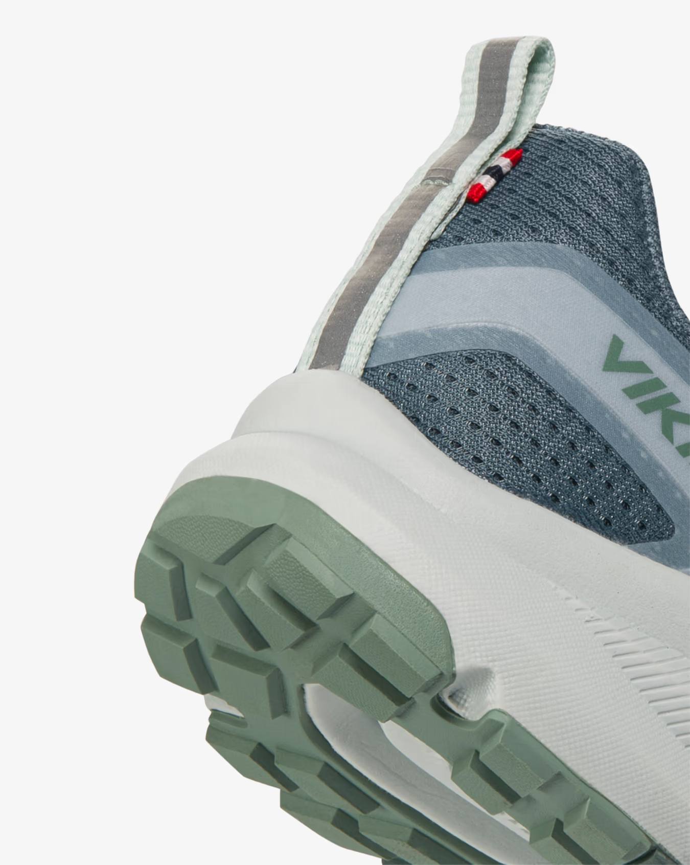 Viking Women's Motion Low GTX Boa Ocean 02