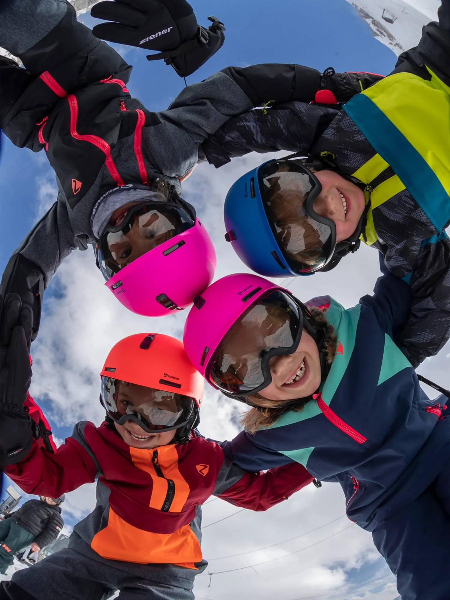 Völkl Racetiger Jr + 4.5 motion binding 24/25  06