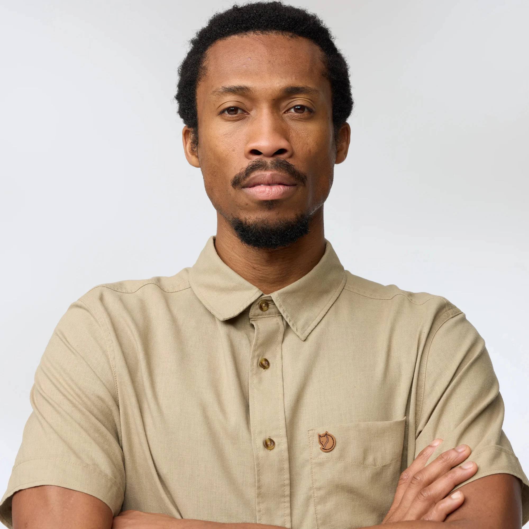 Fjällräven Övik Travel Shirt SS Chalk 06