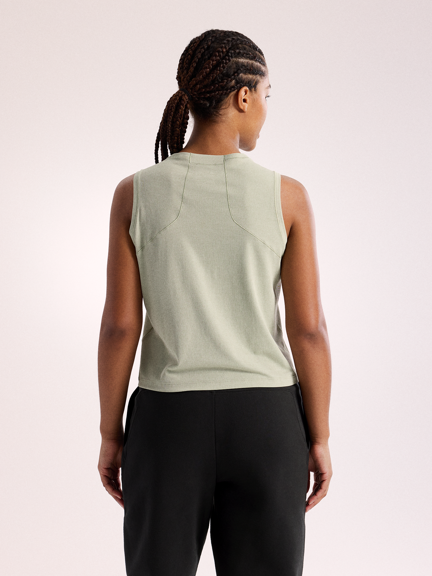 Arc'teryx Women's Sunna Tank Habitat 02