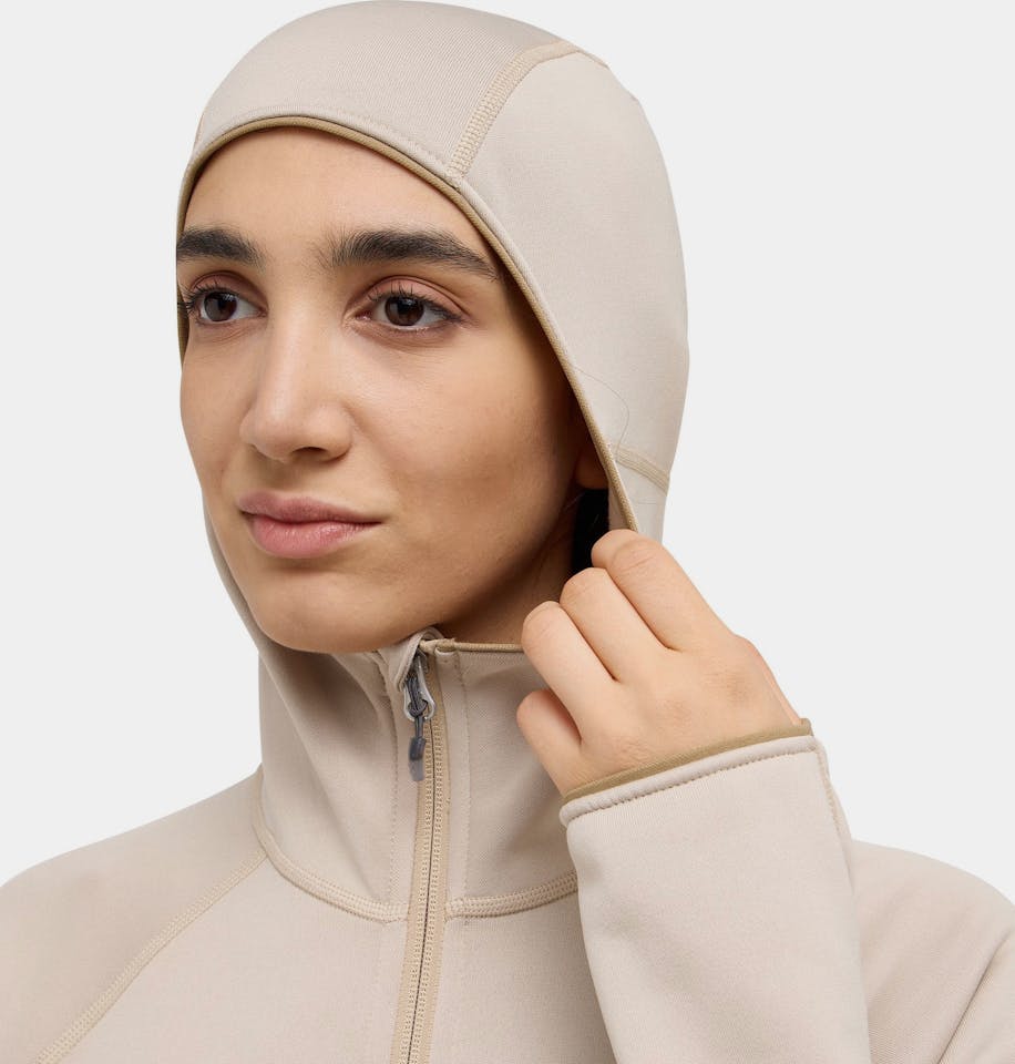 Haglöfs Women's Magma Mid Hood Chalk 05