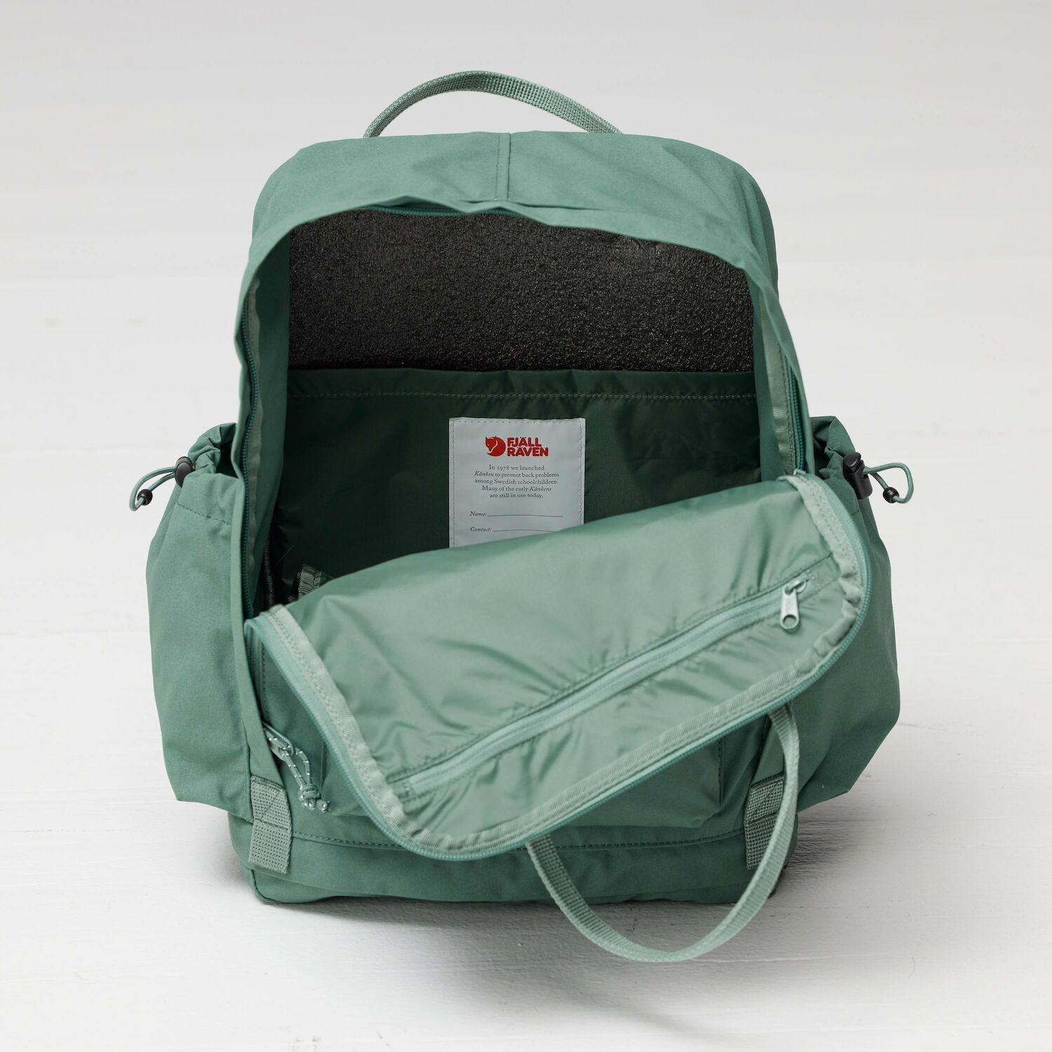 Fjällräven Kånken Outlong Black 04