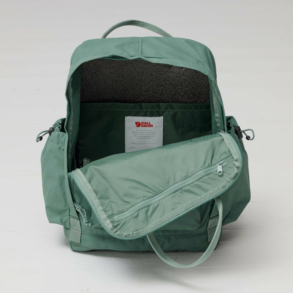 Fjällräven Kånken Outlong Musta 04