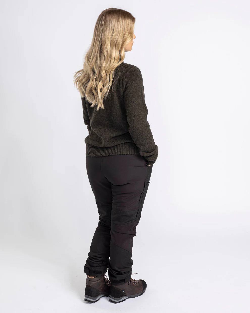 Pinewood Caribou TC Women's Pant Musta 05