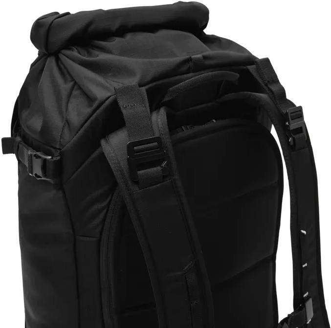 DB Snow Pro 32L Backpack Black 09