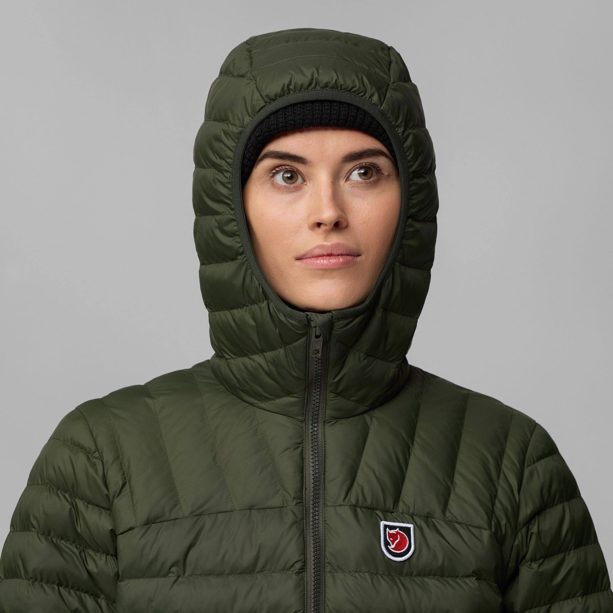 Fjällräven Women's Expedition Lätt Hoodie - Naisten kevyttoppatakki Deep Forest 03