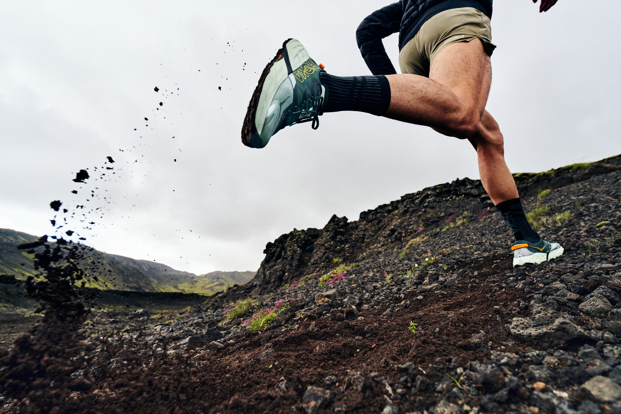 Hoka Men's Speedgoat 7 Wide Black / White 11